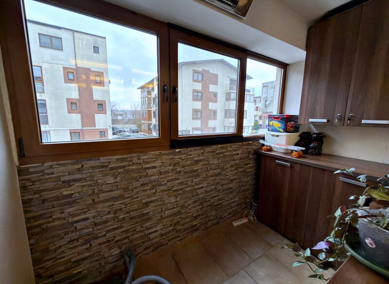 Ghencea, apartament 3 camere, 2 bai, 2 balcoane, 143 mp, lux,